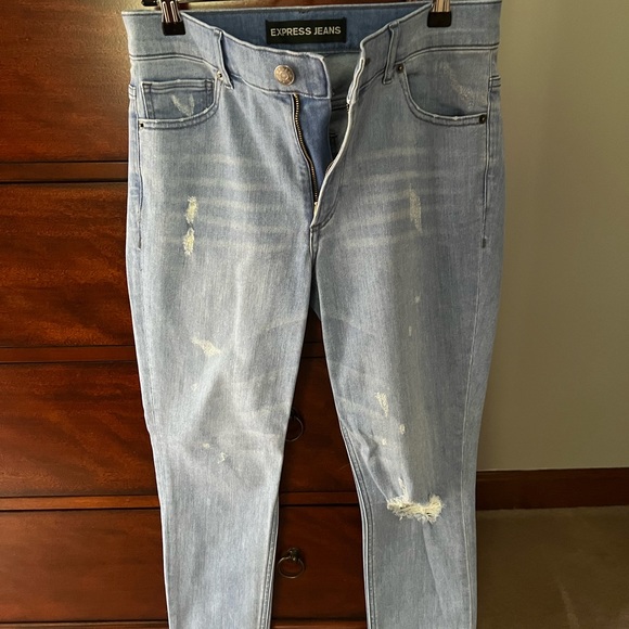 Express High Rise Legging - Picture 2 of 9